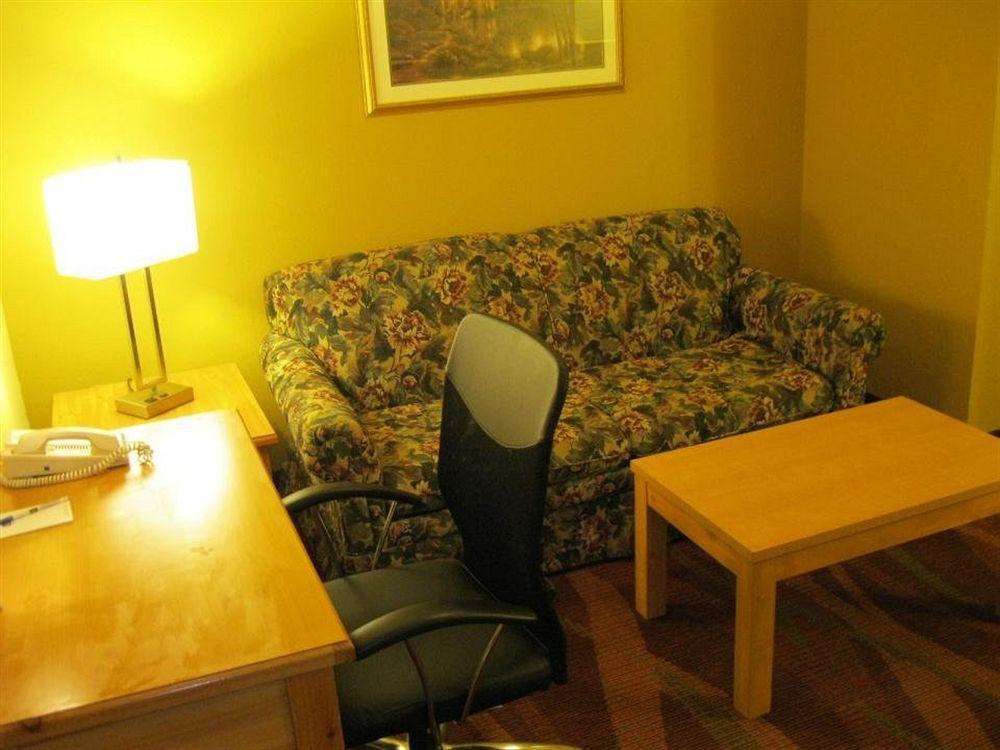 Best Western Fort Wayne Inn & Suites North Zewnętrze zdjęcie